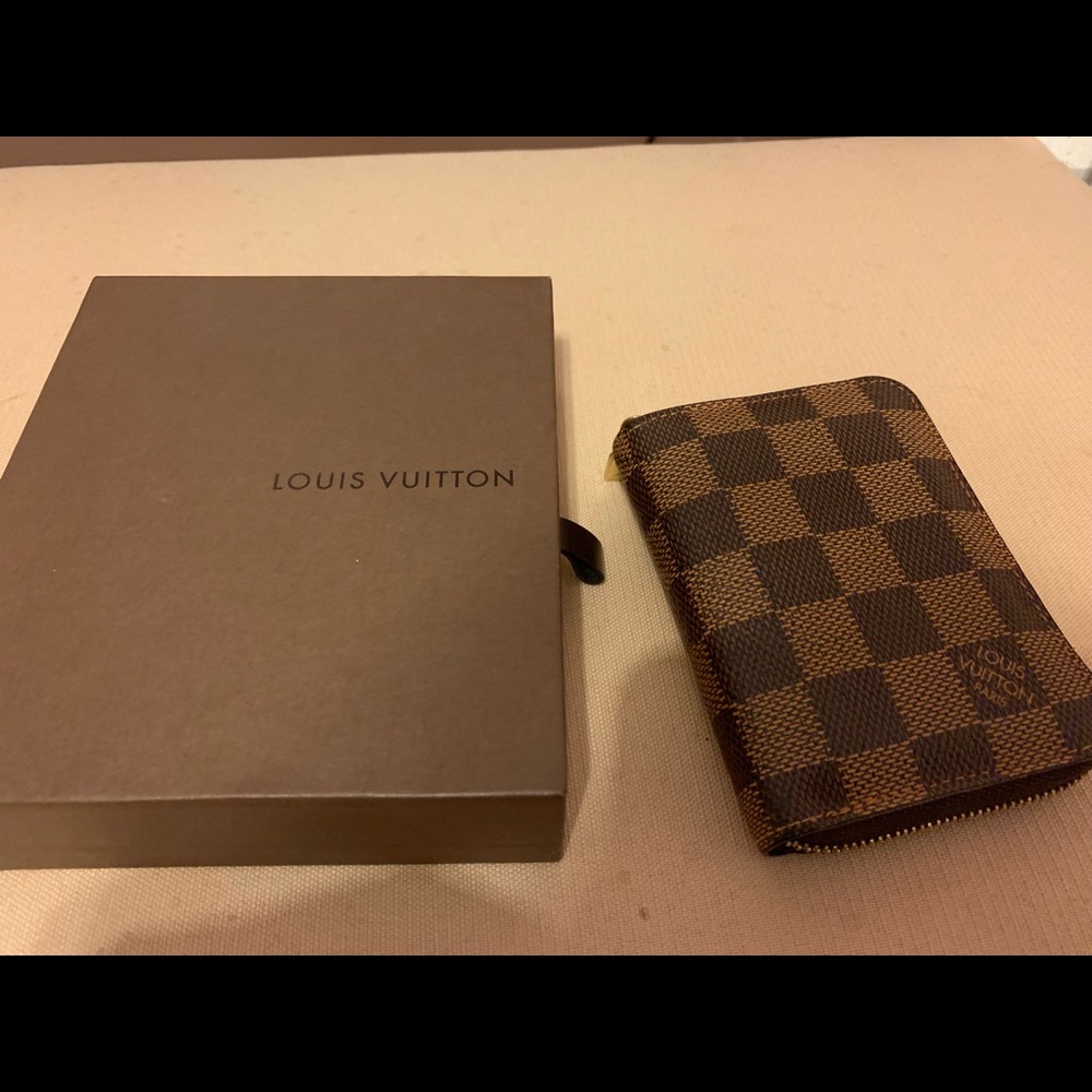 Louis Vuitton Zippy Coin Purse